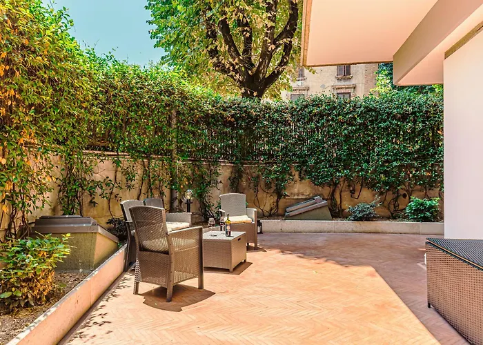 Caracalla Garden House *